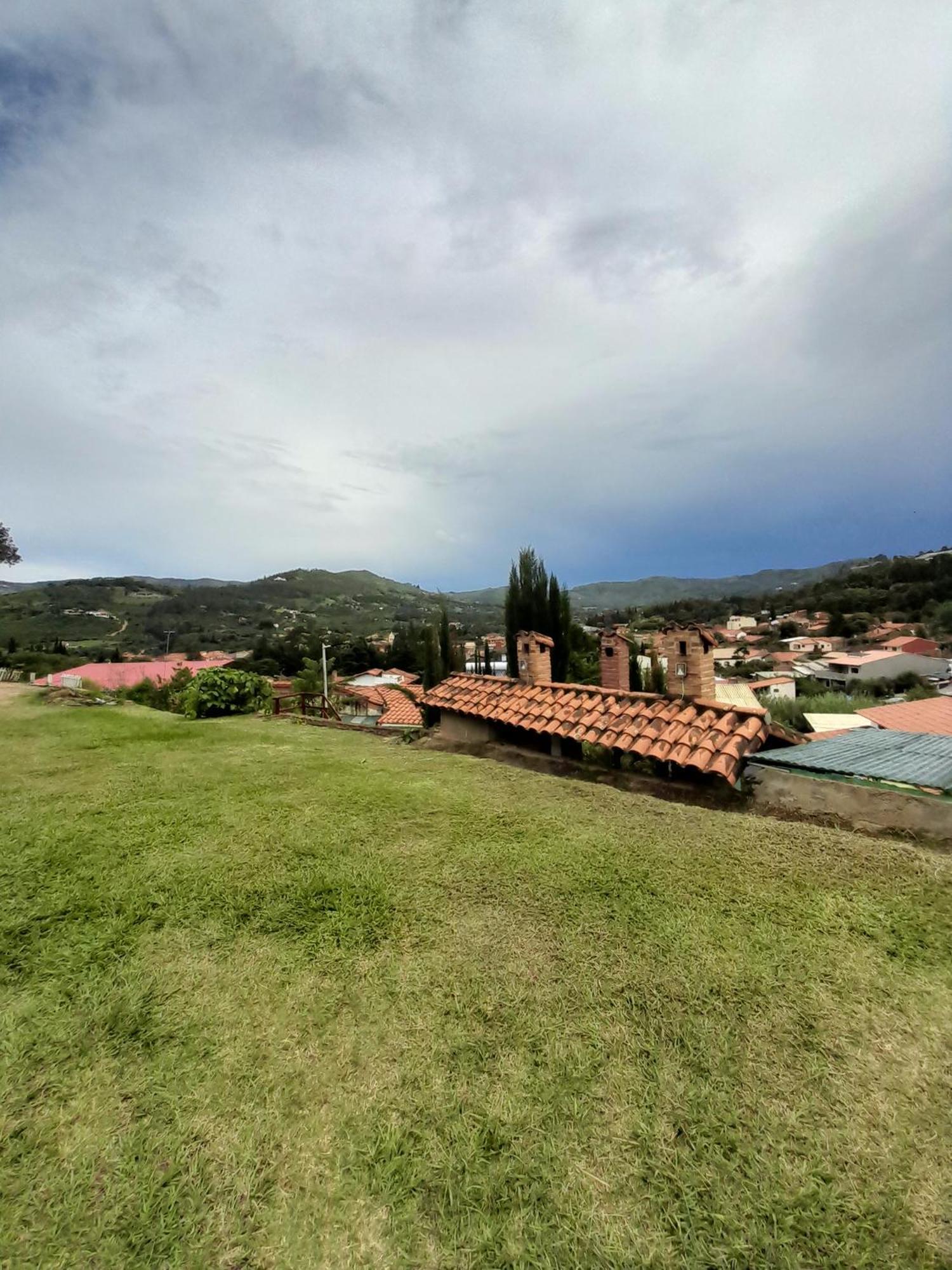 Fonda Amboro Hotel Samaipata Bagian luar foto